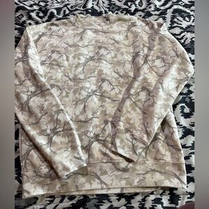 Camo crewneck